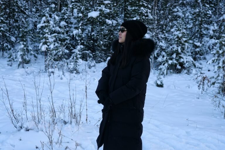 Illustrative winter outerwear image for the heated vest buying guide